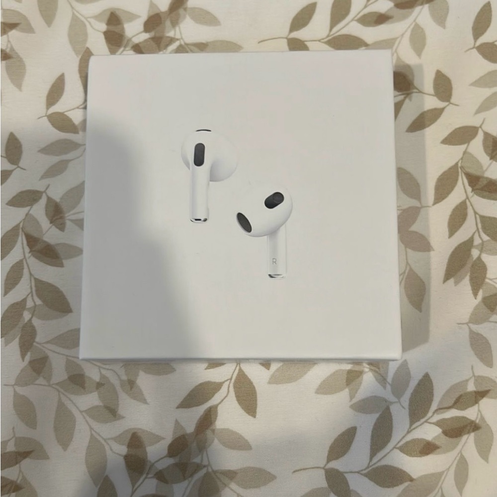 Apple AirPods 3rd Gen with MagSafe - White